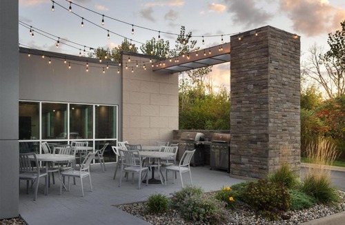 Jackson Hotel | Home 2 Suites By Hilton Jackson