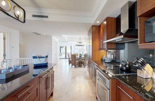 Marathon House | Home Away from Home Pet Friendly - Marlin Bay