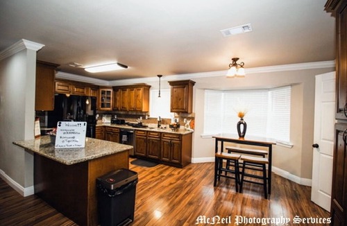 Park Forest - LA North House | “Home Away From Home” 12mi to LSU, 10mi to SU