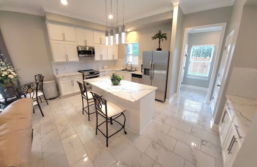 Shenandoah House | Home away from Home, beautiful house 3 bedrooms 2 full bathrooms in Baton Rouge