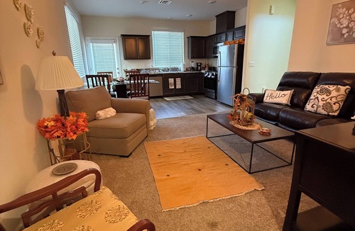 Carson City House | Home away from home! Stunning home with downstairs master close to Tahoe & Reno