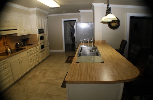 Zachary House | Home/MINI RESORT- pool, tennis court, pickleball, golf course, lg. Clubhouse