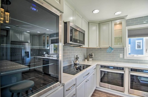 McHenry House | Home on Fox River: Modern Decor Style!