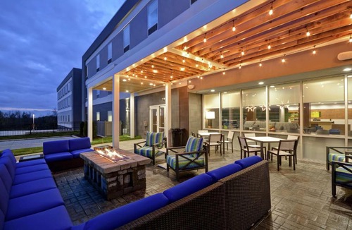 Alpine Center Hotel | Home2 Suites By Hilton Grand Rapids North