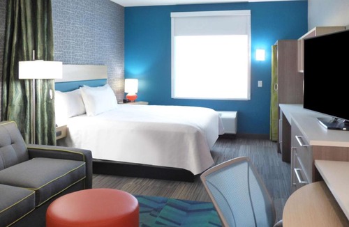 Northwest Pensacola Hotel | Home2 Suites By Hilton Pensacola I-10 Pine Forest