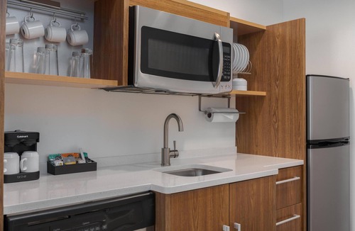D'Iberville Hotel | Home2 Suites by Hilton Biloxi North/D'Iberville