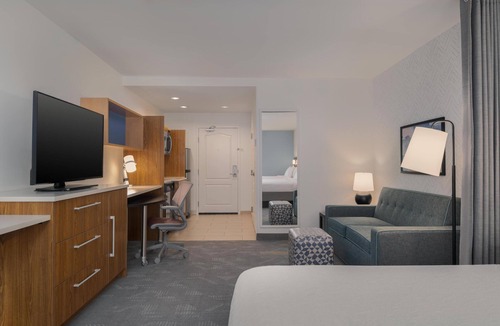 D'Iberville Hotel | Home2 Suites by Hilton Biloxi North/D'Iberville