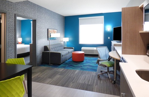 Southeast Pensacola Hotel | Home2 Suites by Hilton Pensacola Airport Medical Center
