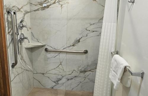 Fish Creek Hotel | Homestead Suites - Fish Creek