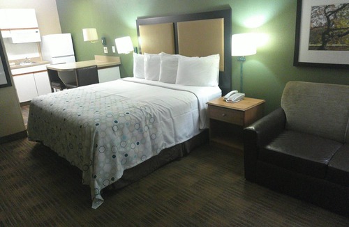 Chantilly Hotel | HomeTowne Studios by Red Roof Chantilly