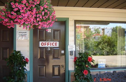 Drumheller Hotel | HOO - DOO MOTEL