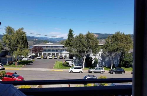 Hood River Apartment | Hood River Suites Extended Stay Apartment Hotel