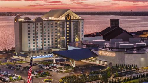 Lake Charles Resort | Horseshoe Lake Charles Hotel & Casino - A Caesars Rewards Destination