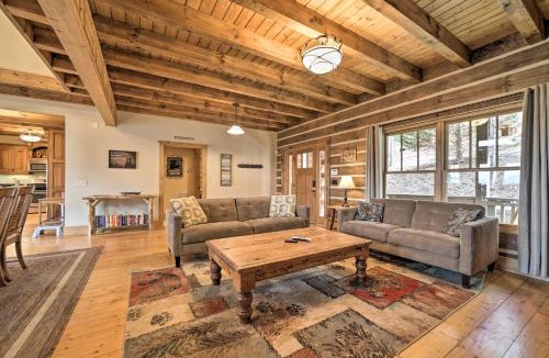 Franklin House | Hot Tub + Pool Table: Cozy Franklin Cabin!