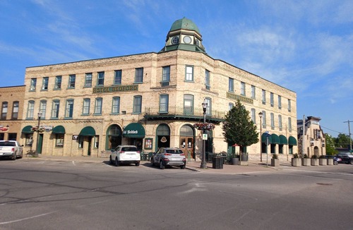 Goderich Hotel | Hotel Bedford