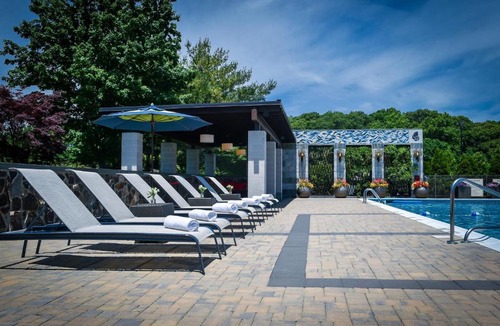 Riverhead Hotel | Hotel Indigo Long Island - East End by IHG