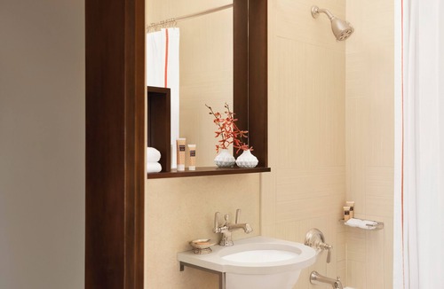 Old Town Triangle Hotel | Hotel Lincoln