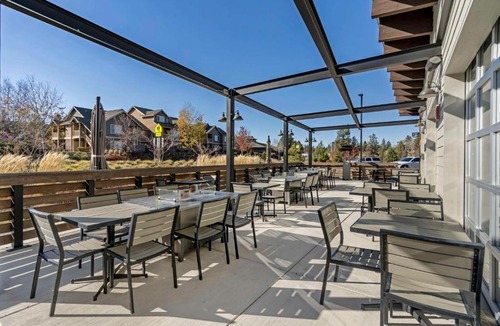 Century West Hotel | Hotel Peppertree Bend, BW Premier Collection