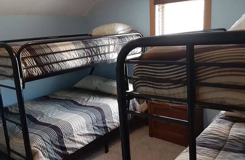 Iron Belt House | House For Rent close to Everything FUN