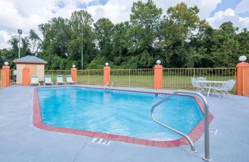 Vicksburg Hotel | Howard Johnson by Wyndham Vicksburg