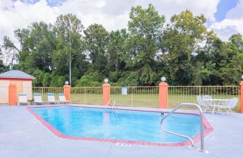 Vicksburg Hotel | Howard Johnson by Wyndham Vicksburg