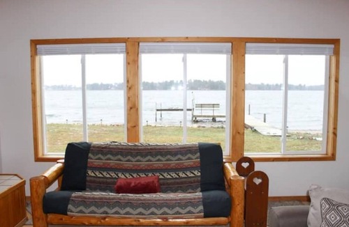 Chetek Cabin | Huber Cottage - Lakefront Cabin w/Dock and Beach