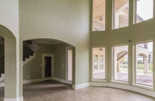 Sunshine House | Huge 5 bedroom in Baton Rouge with Pool, Theatre 55m to New Orleans Super Bowl