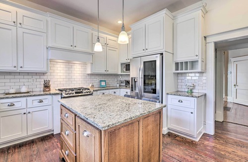 Birmingham House | Immaculate Birmingham House w/Covered Porch!
