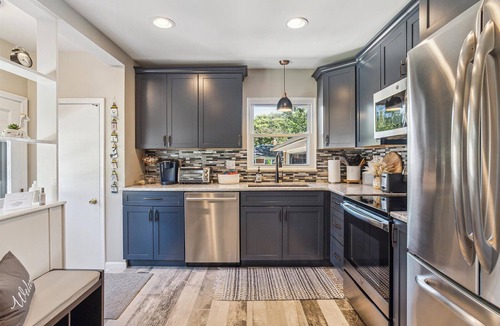 Dicken House | Immaculate Comfort, Short Walk To Michigan Stadium!