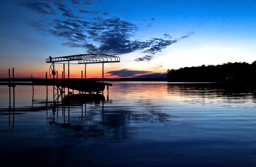 Carp Lake House | Incredible Cabin with Barbecue and Lake Access in Carp Lake, Michigan