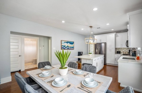 Greater East End House | Intergalactic Abode @EADO - 5 km from FIFA Fest