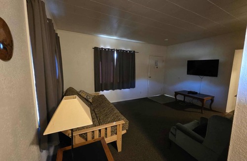 Randle Hotel | Irish Dreams LLC