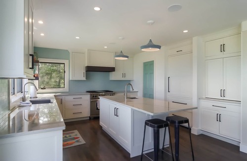 Glen Arbor House | Island View - Beautiful Cottage on Lake Michigan