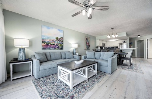 Fort Walton Beach Condo | Islander 4001 * Beach Chair Set Included ~ Gulf Front!