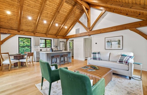 Sugarfork Cabin | Jade Cabin at Highland Peaks Retreat