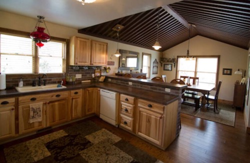 Moab Cabin | Jaydee’s Run - Cabin