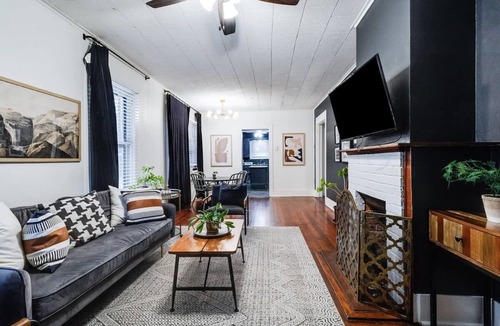 Freetown - Port Rico House | Jefferson Home Room 4