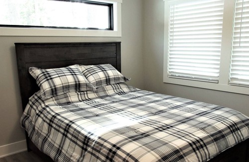 Kalkaska Cottage | Kalkaska Lakefront Retreat-Lakefront Manistee Lake