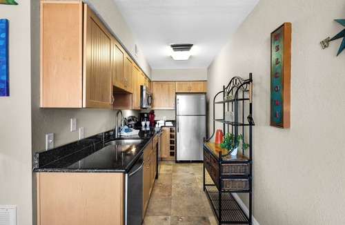 Navarre Beach House | Katmandunes-Soundview Home with Short Walk to Beach and Restaurants