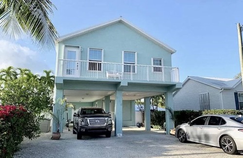 Anglers Park House | Key Largo large 4/3 Waterfront home access to the Bay