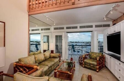 Historic Seaport Resort | Key West, Galleon Resort, Marina, In Town, Pool, Hot Tub