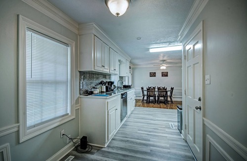 Tougaloo House | *King* Bed House in the Heart of Jackson