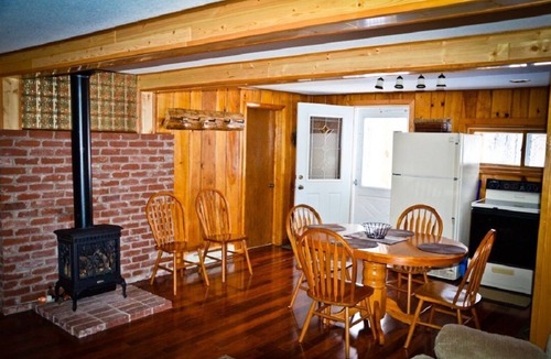 Iron River Cottage | Knotty Pine