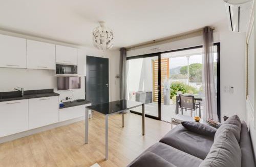 Verghia Apartment | L'Ebene