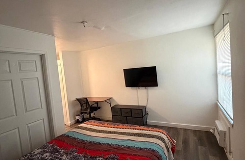 North Austin Civic Association Hotel | La Unica