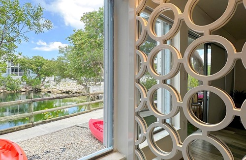 Key Largo House | Lagoon View Retreat 2 Kings Pickleball Marina