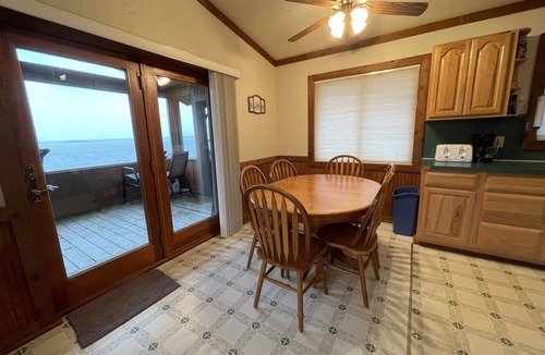 Germfask Cabin | Lake Facing 3 bedroom Cabin near amazing UP destinations