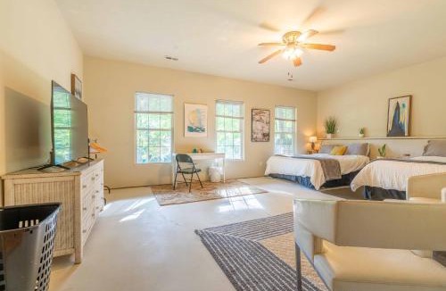 Hickory Bed & Breakfast | Lake Front Bed & Breakfast