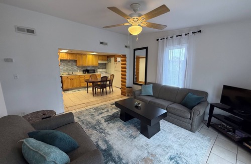 Delton Cottage | Lake Front Cottage on Upper Crooked Lake