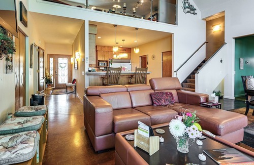 Lake Odessa House | 'Lake Garden House' w/Hot Tub & Dock